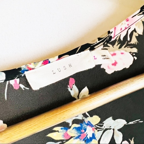 Lush Floral Blouse Top L Spring Office Business - Picture 6 of 7